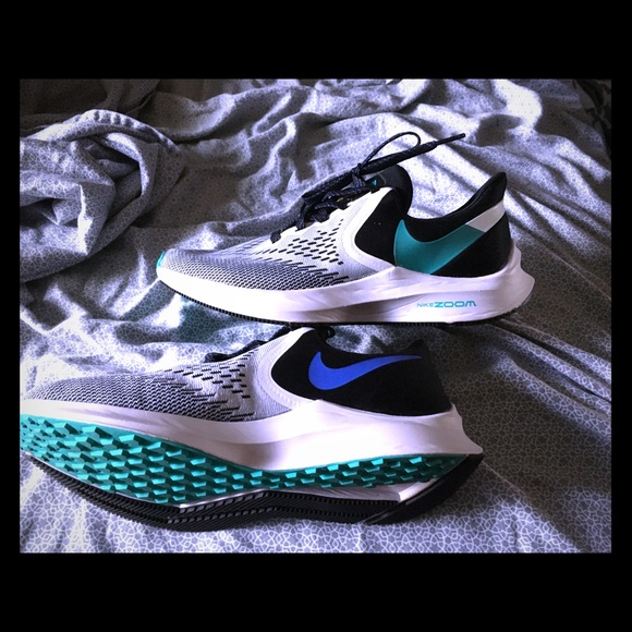 nike women's zoom winflo 6